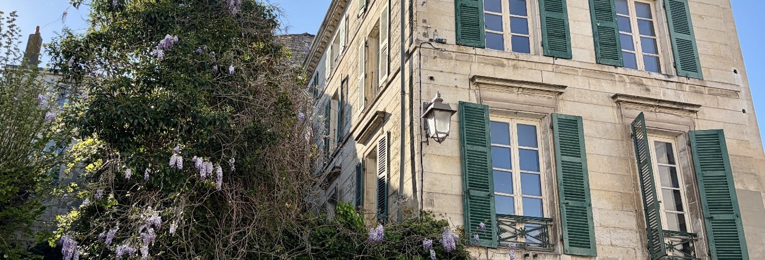 Maison 10 Pièces 300 m² à vendre à Niort (79000)