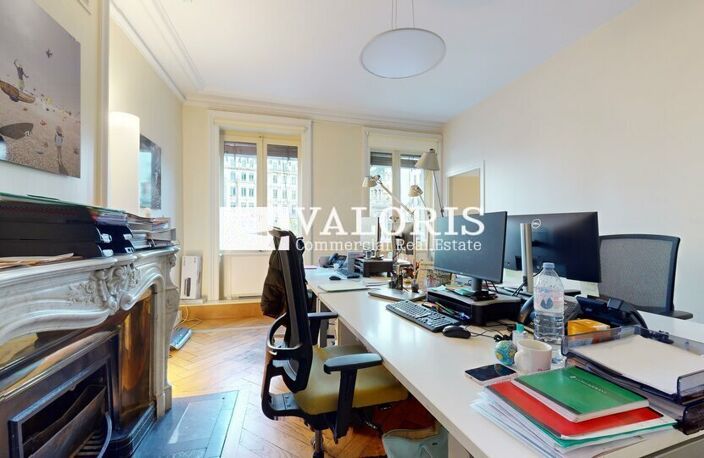 BUREAUX à LOUER — photo 3