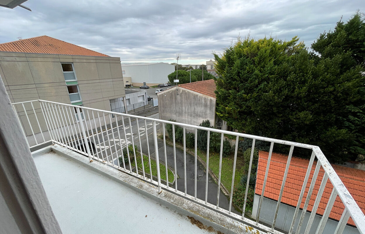 appartement 4 pièces 72 m2 à vendre à La Rochelle (17000)