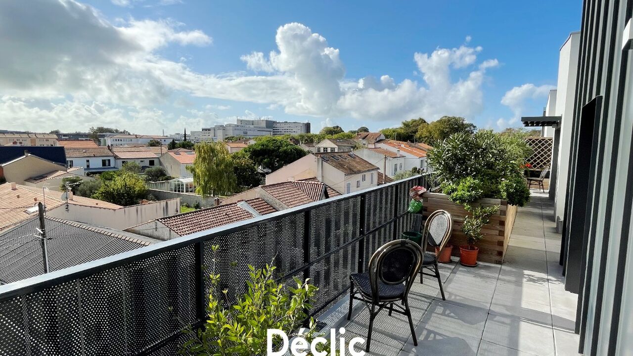 appartement 4 pièces 82 m2 à vendre à La Rochelle (17000)