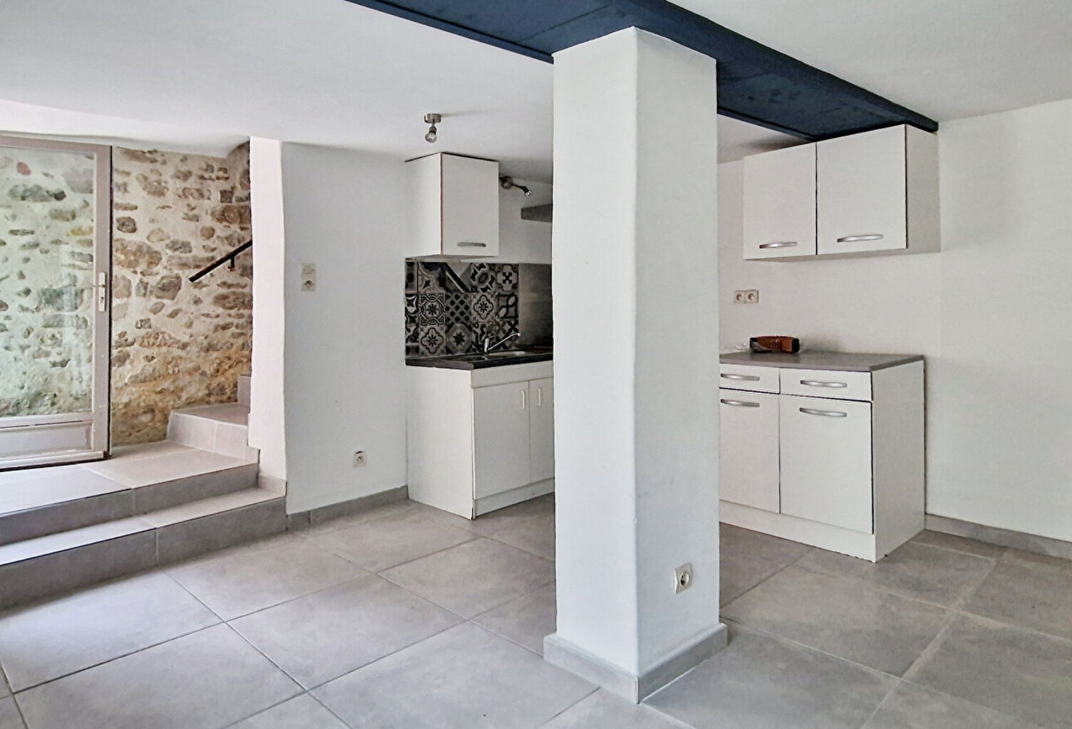 A vendre - Proche d'Uzès, maison de village 56 m² — photo 1