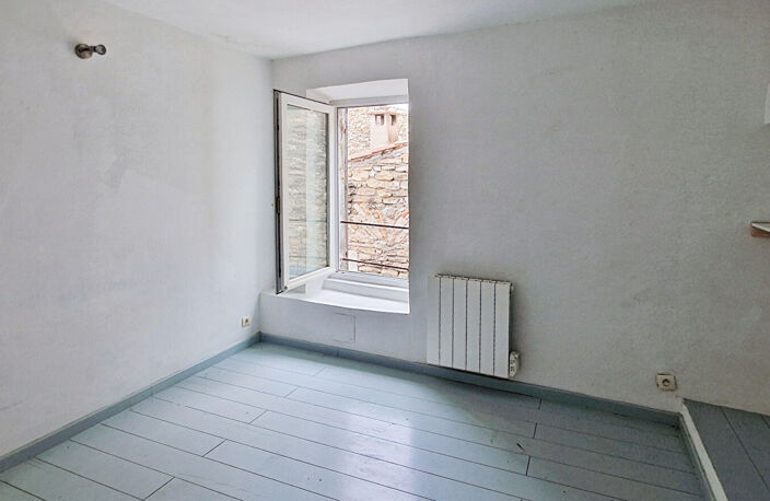 A vendre - Proche d'Uzès, maison de village 56 m² — photo 3