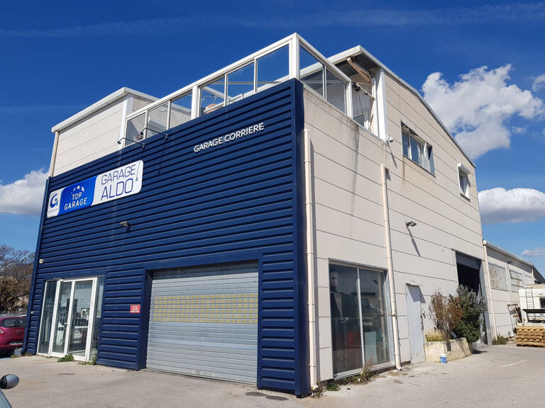 Vente Murs Commerciaux avec Appartement T4. Z.A.C de Gavary — photo 1