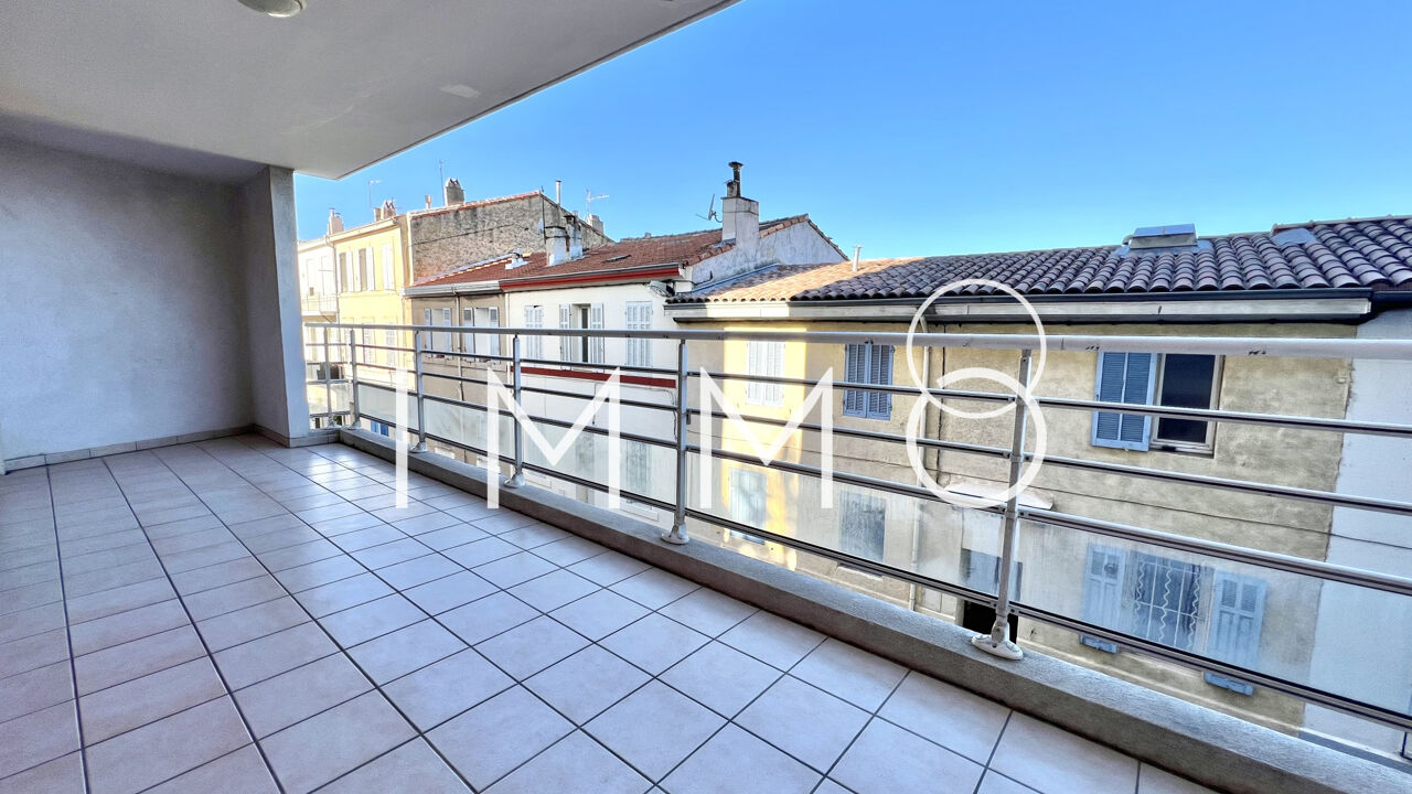 appartement 3 pièces 71 m2 à louer à Marseille 4 (13004)