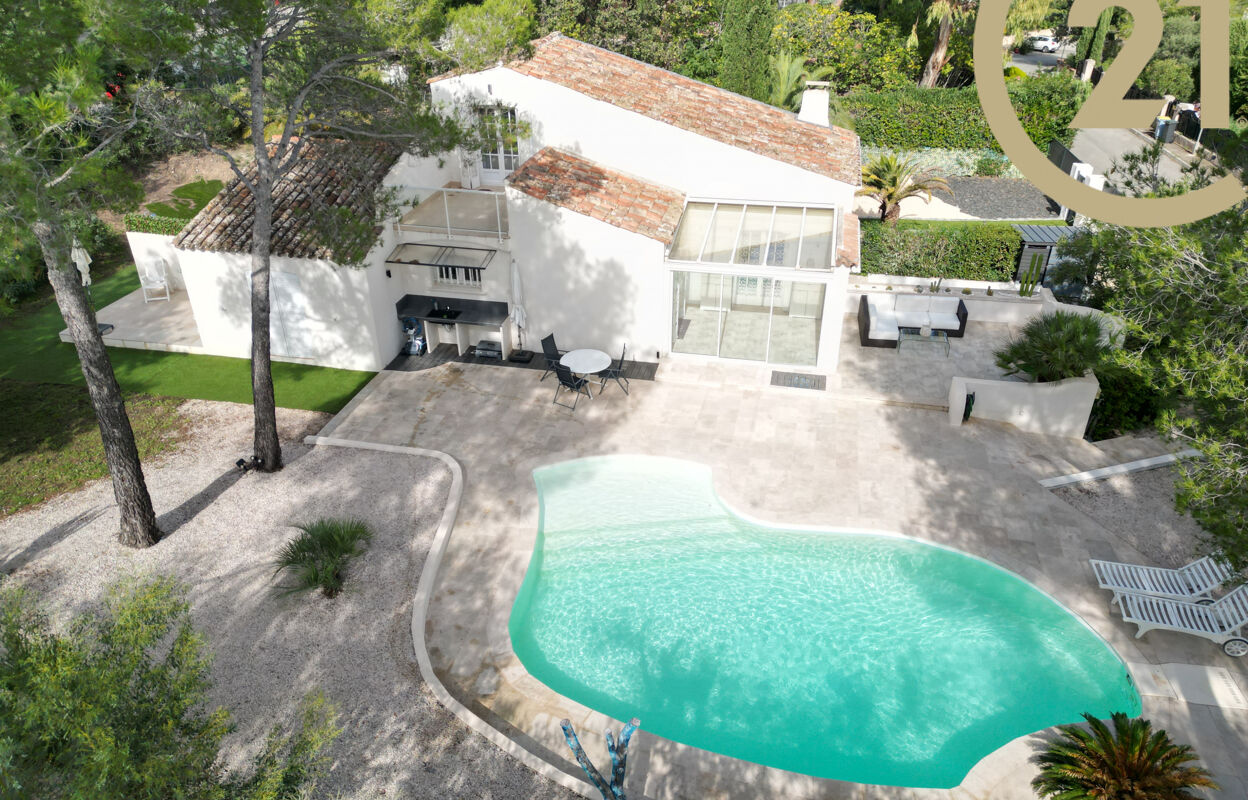 maison 5 pièces 127 m2 à vendre à Fréjus (83600)