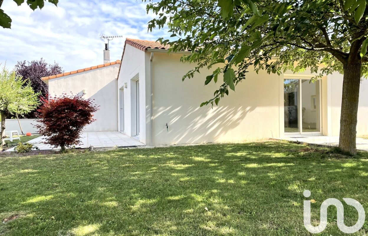 maison 5 pièces 120 m2 à louer à Aiffres (79230)