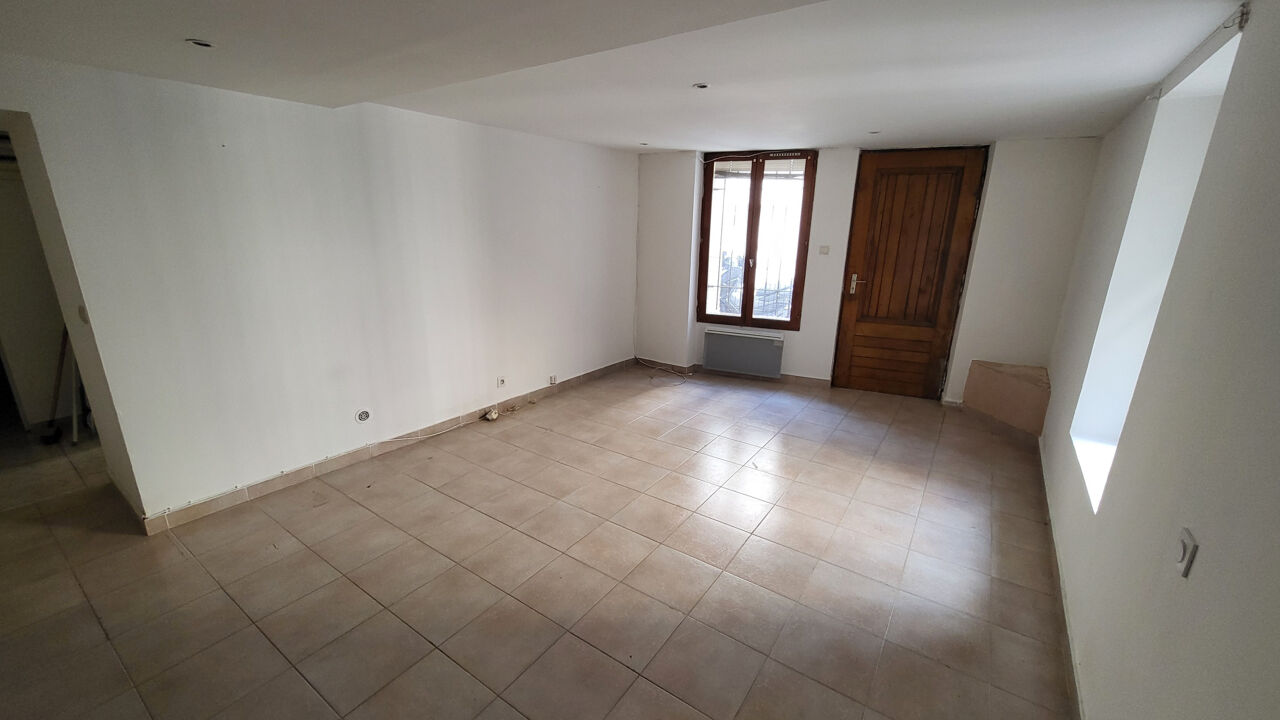 appartement 3 pièces 69 m2 à vendre à Saint-Zacharie (83640)