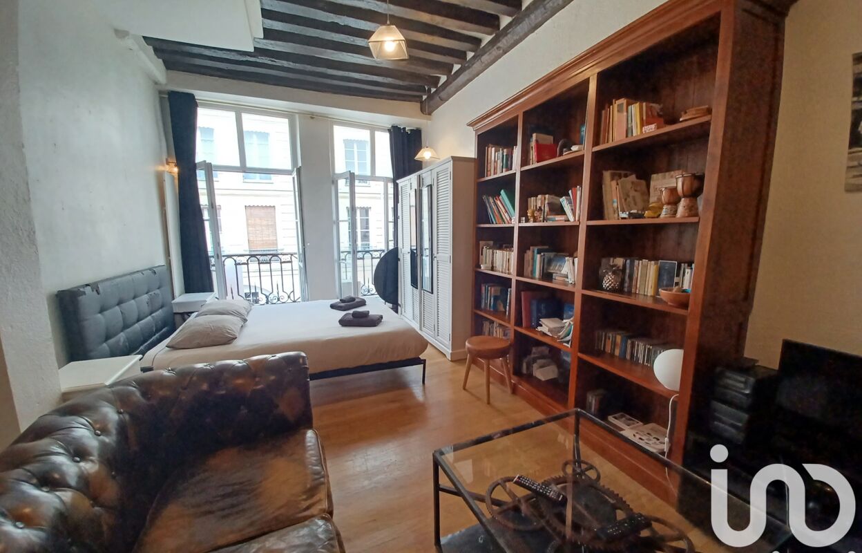 appartement 1 pièces 32 m2 à vendre à Paris 1 (75001)