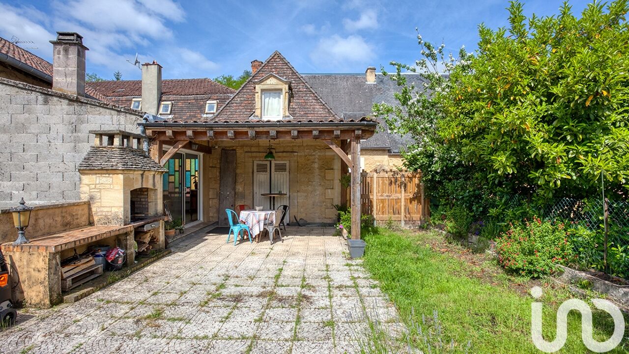 immeuble  pièces 354 m2 à vendre à Sarlat-la-Canéda (24200)