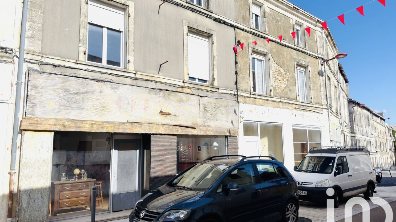 immeuble  pièces 274 m2 à vendre à Sauzé-Vaussais (79190)