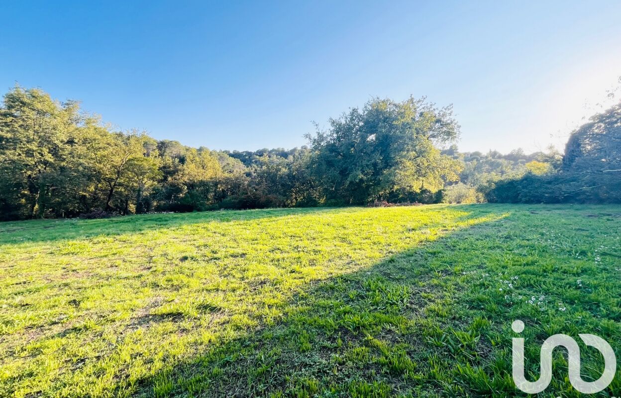 terrain  pièces 3800 m2 à vendre à Châteauneuf-Grasse (06740)