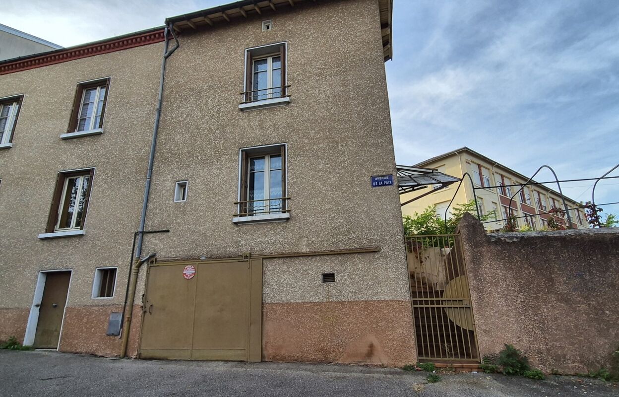 maison 6 pièces 139 m2 à vendre à Saint-Chamond (42400)