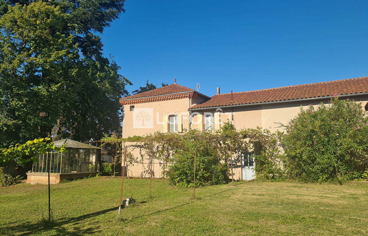 maison 7 pièces 240 m2 à vendre à Arthès (81160)