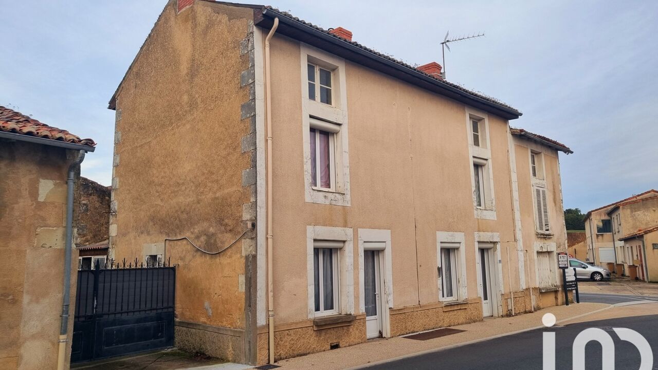 maison 5 pièces 126 m2 à vendre à Saint-Martin-la-Pallu (86380)