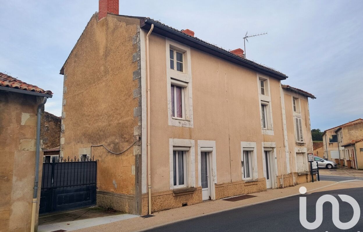 maison 5 pièces 126 m2 à vendre à Saint-Martin-la-Pallu (86380)