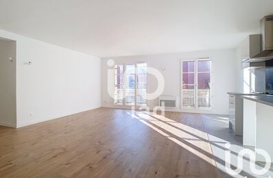 location appartement 1 340 € CC /mois à proximité de Fouju (77390)