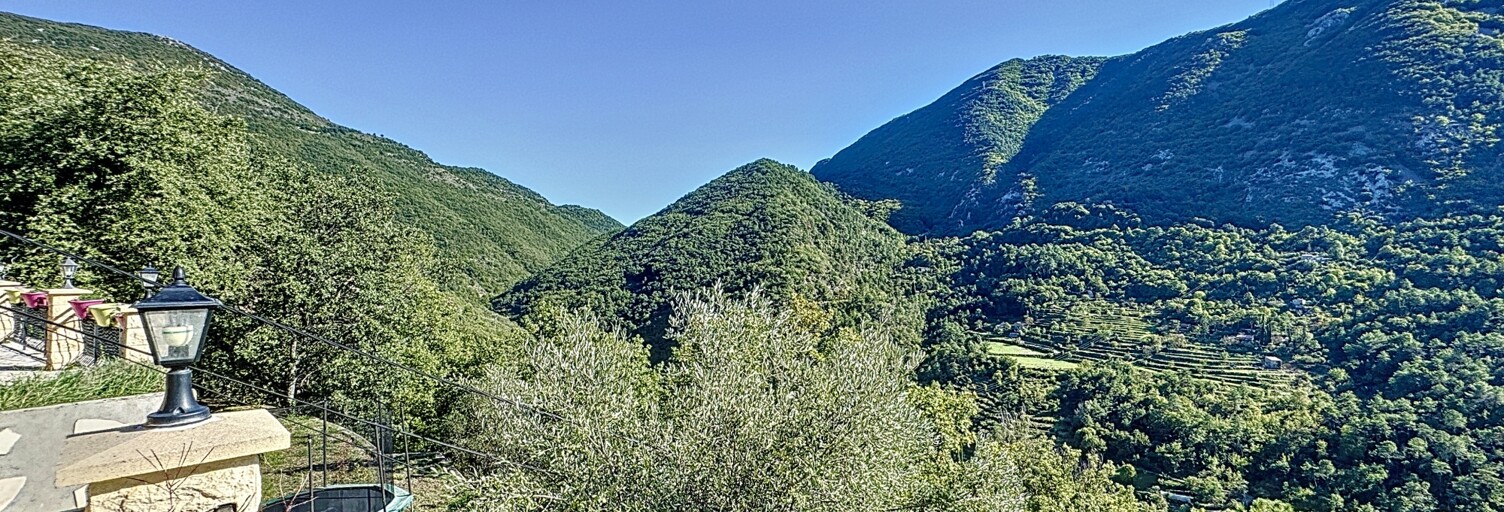 Maison 4 Pièces 96 m² à vendre à Peille (06440)