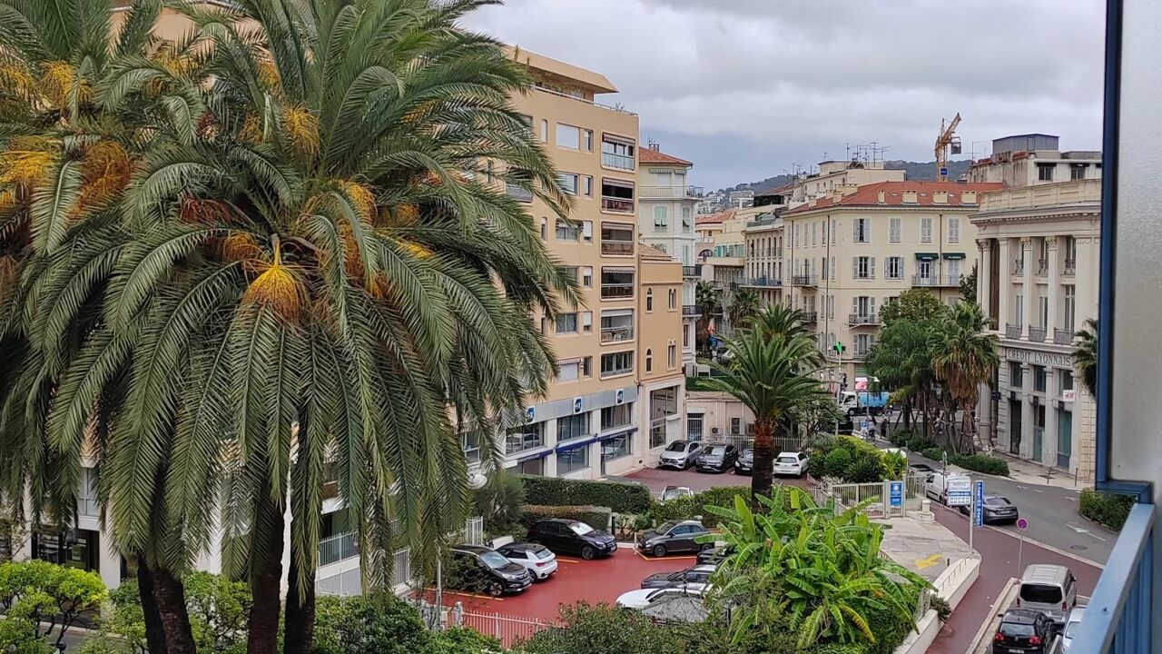 appartement 2 pièces 29 m2 à vendre à Nice (06000)