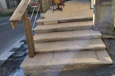 Maison 10 pièces 160000 €