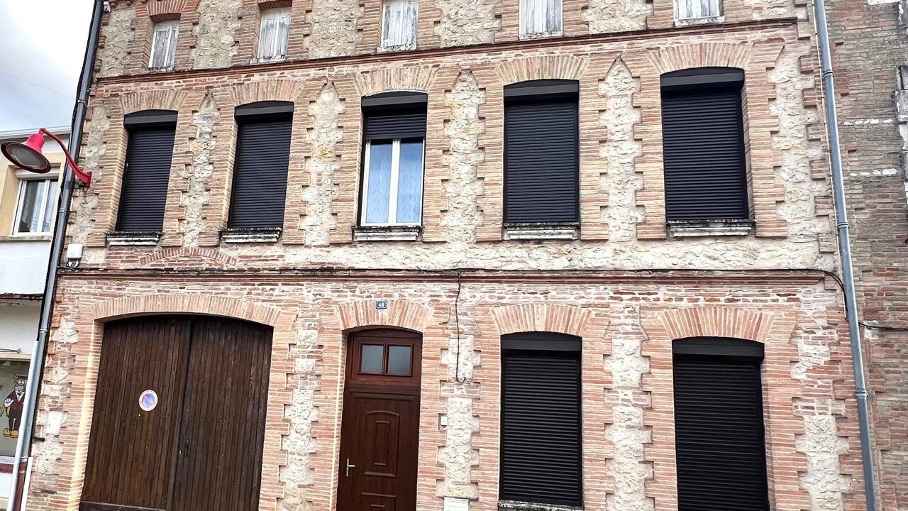 immeuble  pièces 265 m2 à vendre à Lavit (82120)