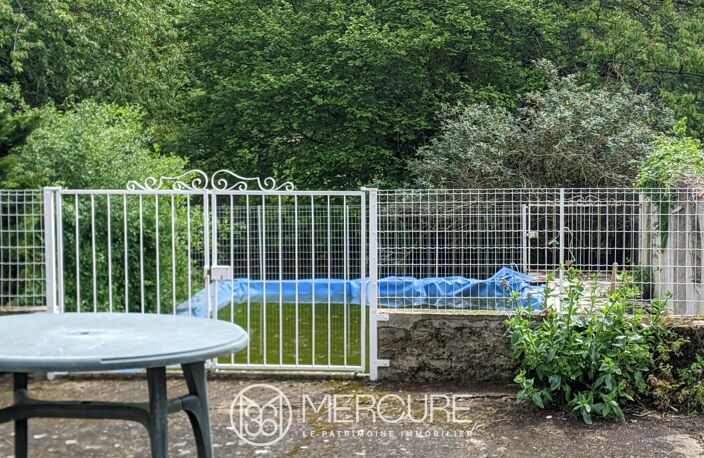 MAISON DE VILLAGE AVEC PISCINE — photo 3