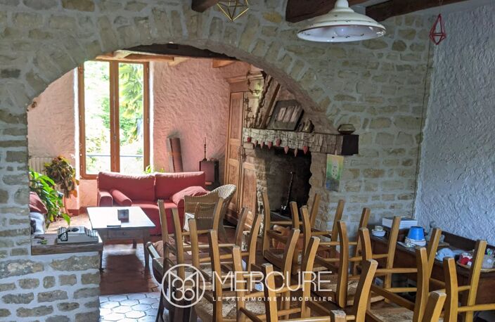 MAISON DE VILLAGE AVEC PISCINE — photo 5