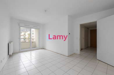 Appartement 4 pièces 118776 €