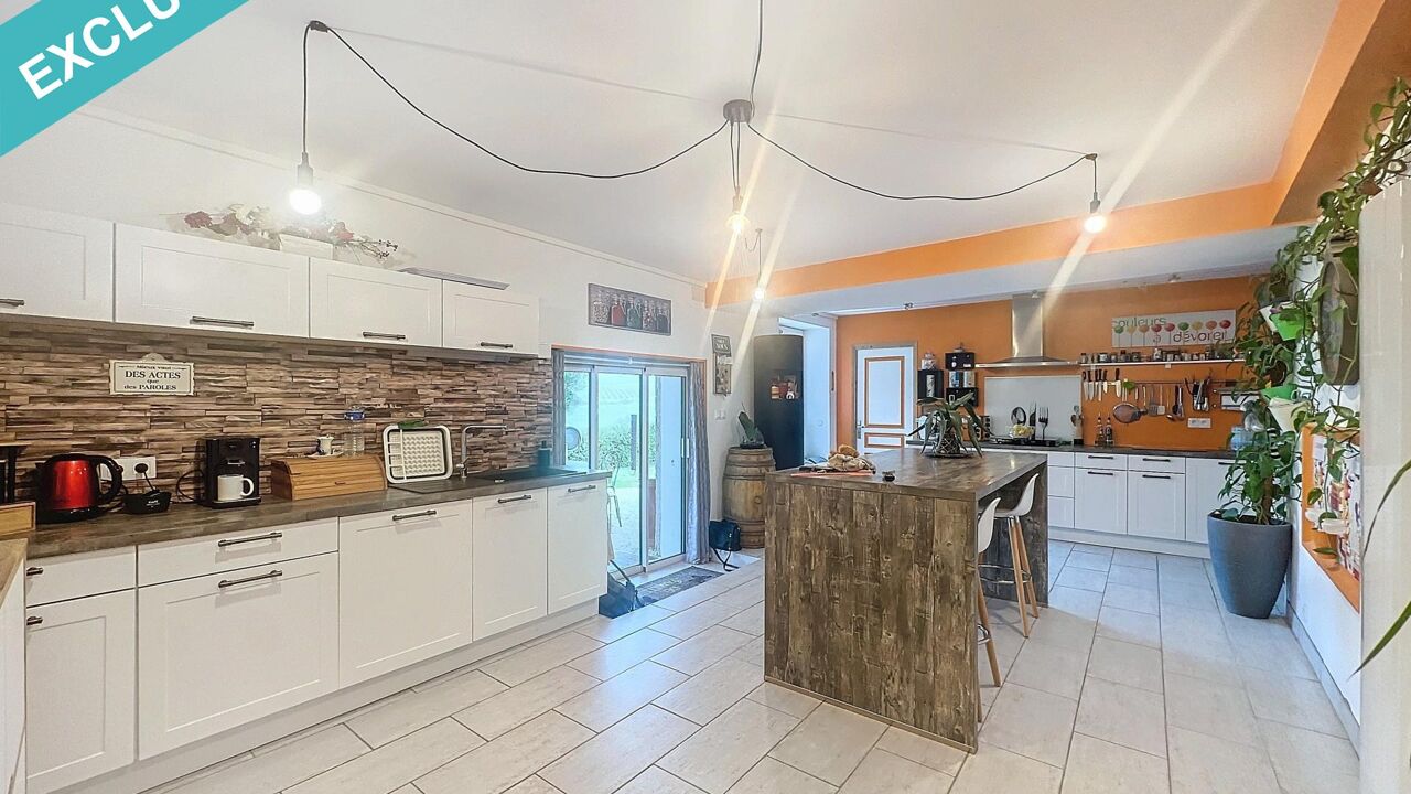 maison 6 pièces 185 m2 à vendre à Nonaville (16120)