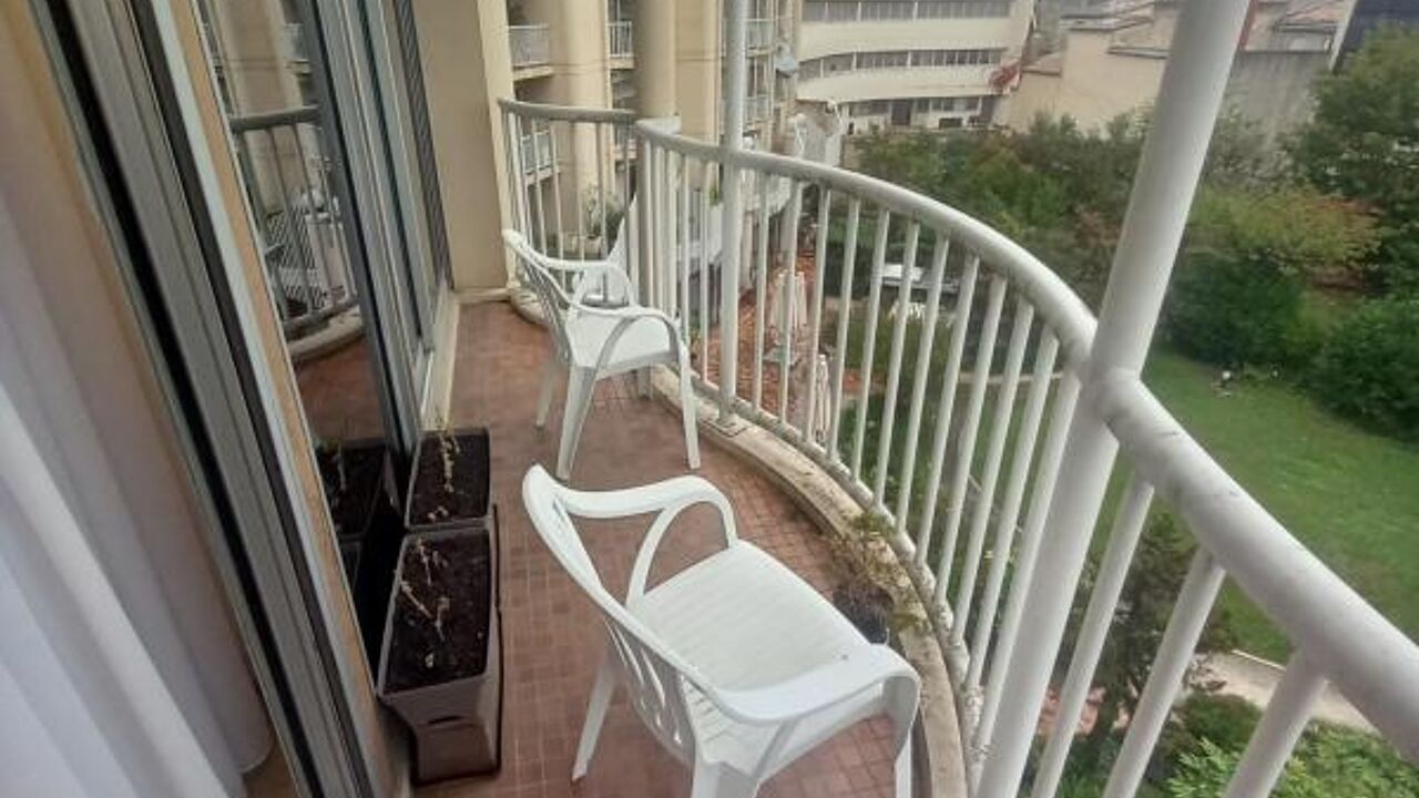 appartement 2 pièces 56 m2 à vendre à Bordeaux (33000)