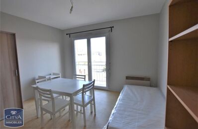 location appartement 336 € CC /mois à proximité de Saint-Laurent-sur-Sèvre (85290)