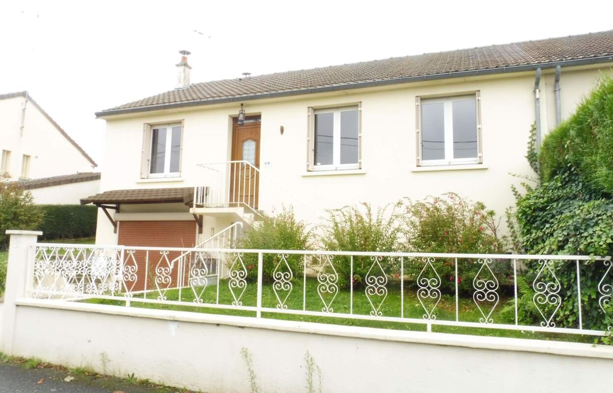 maison 3 pièces 74 m2 à vendre à Sainte-Maure-de-Touraine (37800)