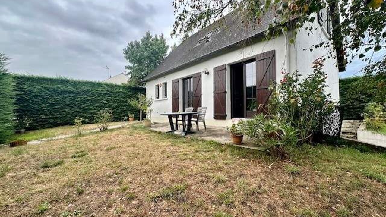 maison  pièces  m2 à vendre à Joué-Lès-Tours (37300)