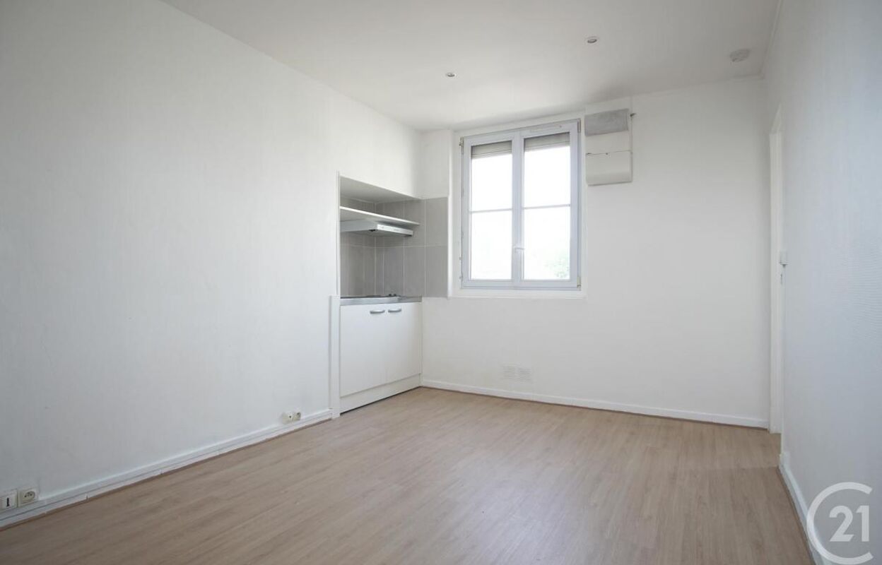 appartement 2 pièces 28 m2 à louer à Thiais (94320)