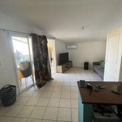 Appartement 3 pièces 153700 €