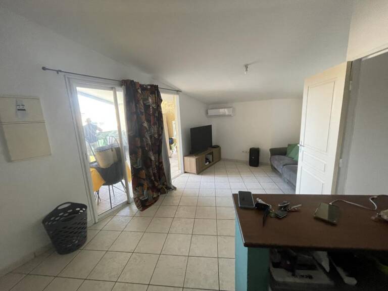 Appartement F3 de 53 m2 avec terrasse de 21m2 au Port — photo 1
