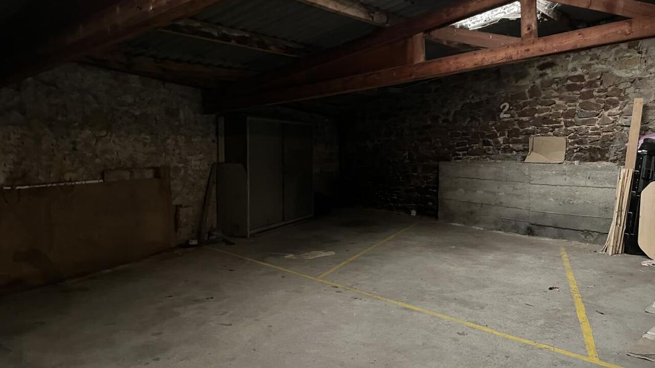 garage  pièces 5 m2 à louer à Rodez (12000)