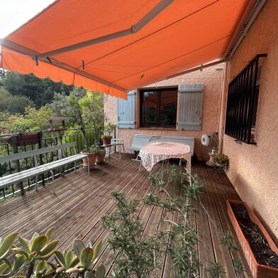 Maison 5 pièces 740000 €