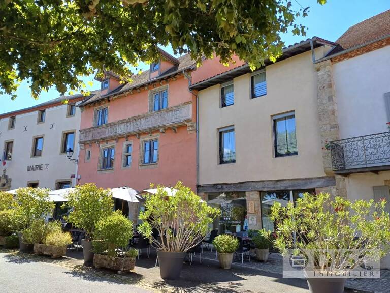 HÔTEL-RESTAURANT 3★ – 11 CHAMBRES – MURS & FONDS – CAPDENAC-LE-HAUT — photo 1