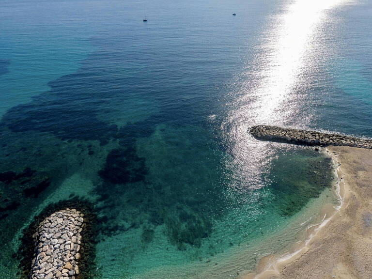13600  La Ciotat FRONT DE MER Superbe T3 — photo 1