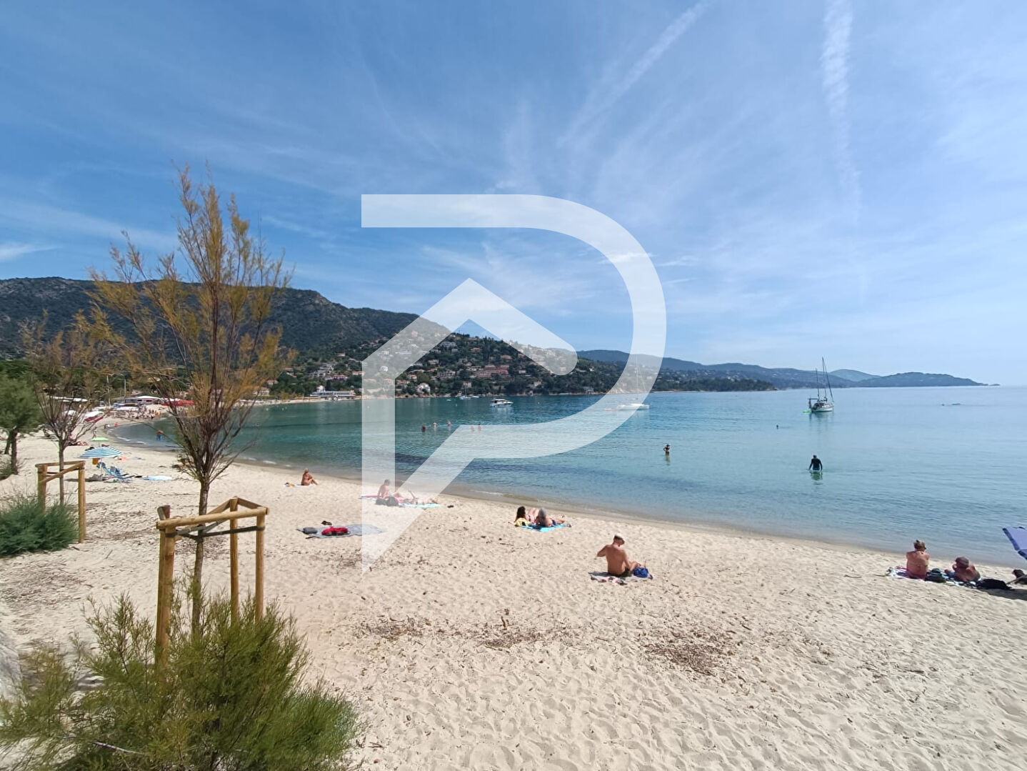 Villa / Maison  T6 à vendre Lavandou (Le) 83980