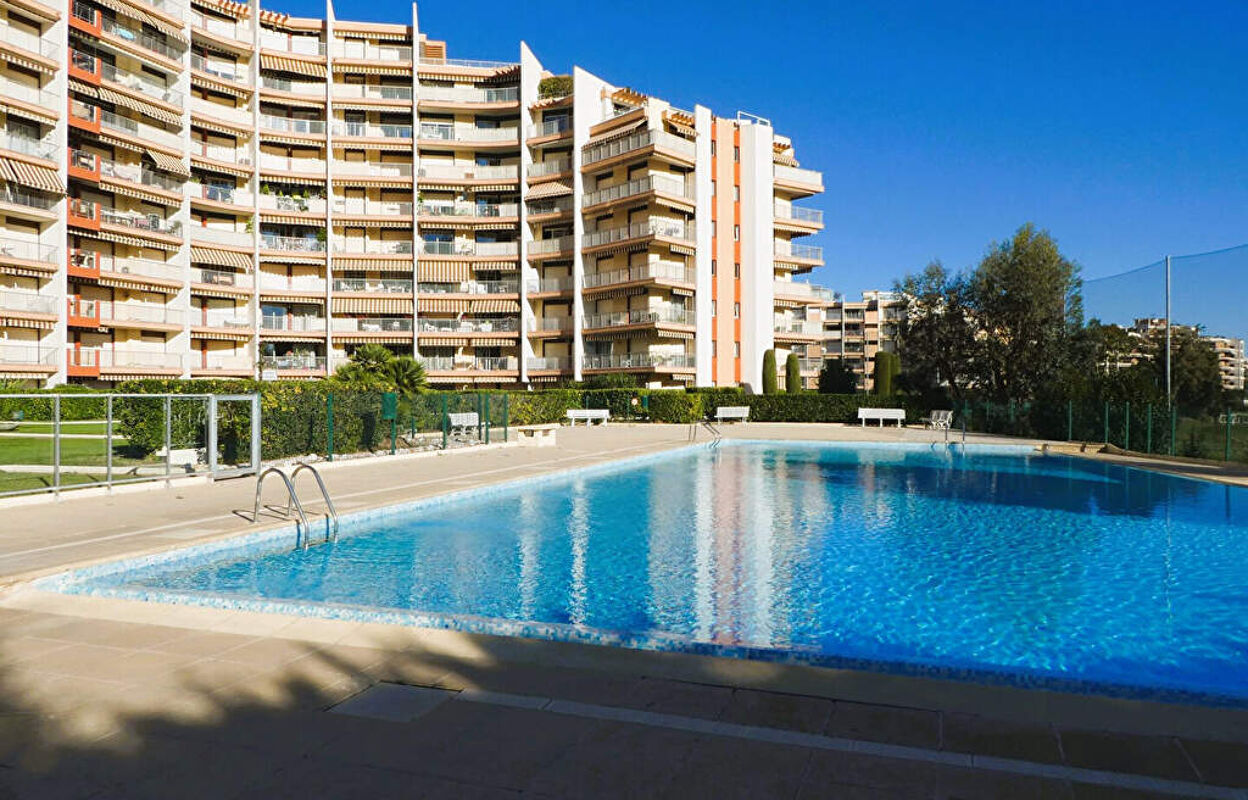 appartement 2 pièces 44 m2 à vendre à Mandelieu-la-Napoule (06210)