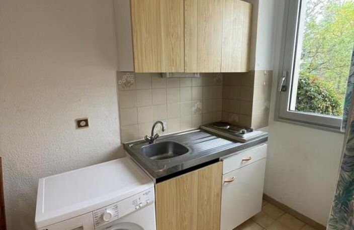Appartement À Vendre — photo 2