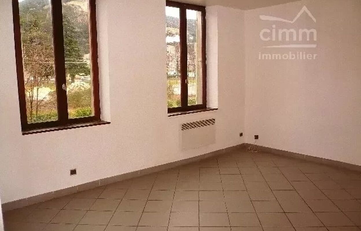 appartement 4 pièces 50 m2 à louer à Cruas (07350)