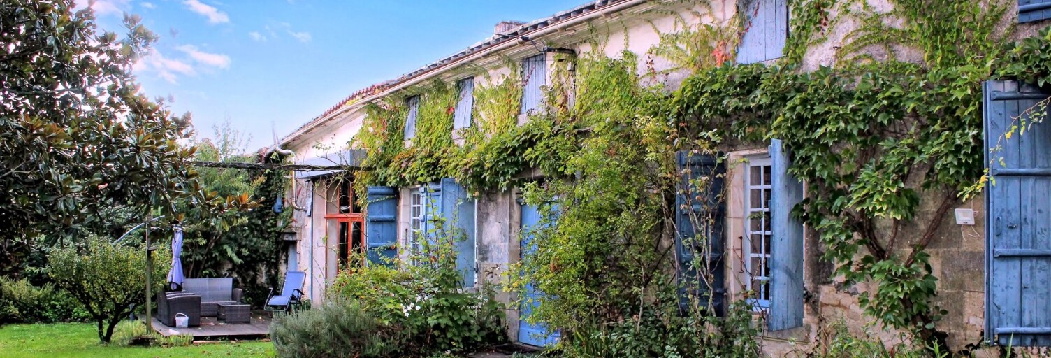 Maison 10 Pièces 254 m² à vendre à Saintes (17100)