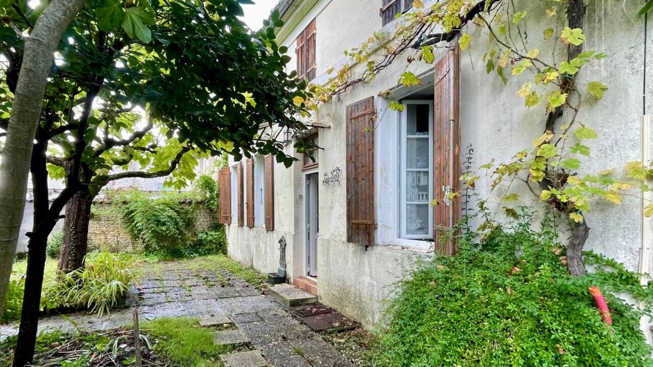 maison 5 pièces 143 m2 à vendre à Nantillé (17770)