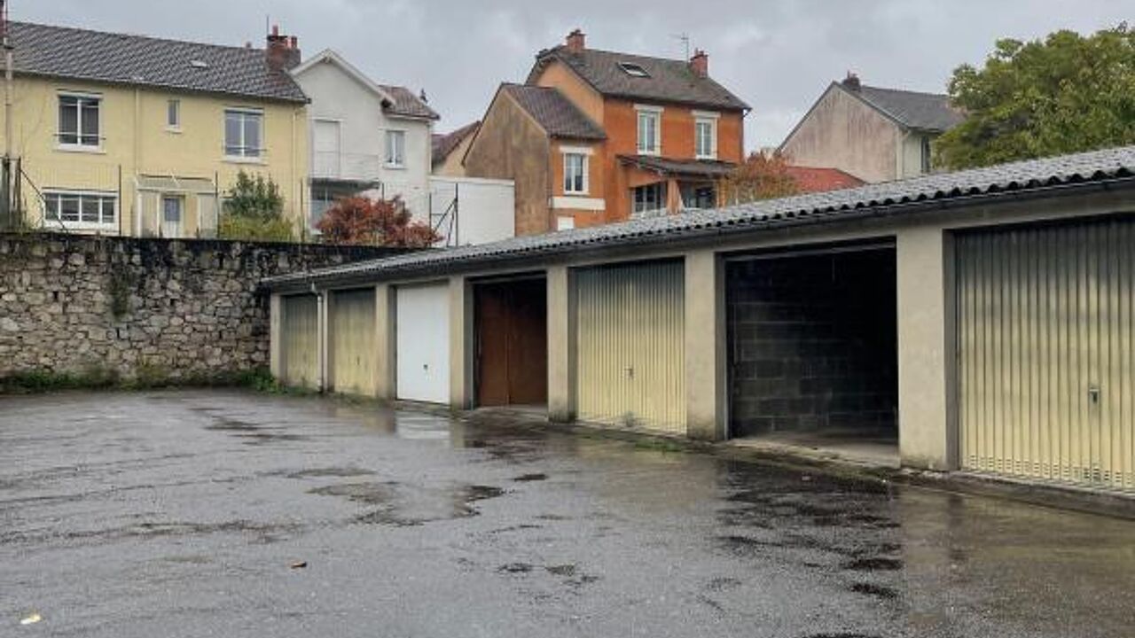 garage  pièces  m2 à louer à Limoges (87000)