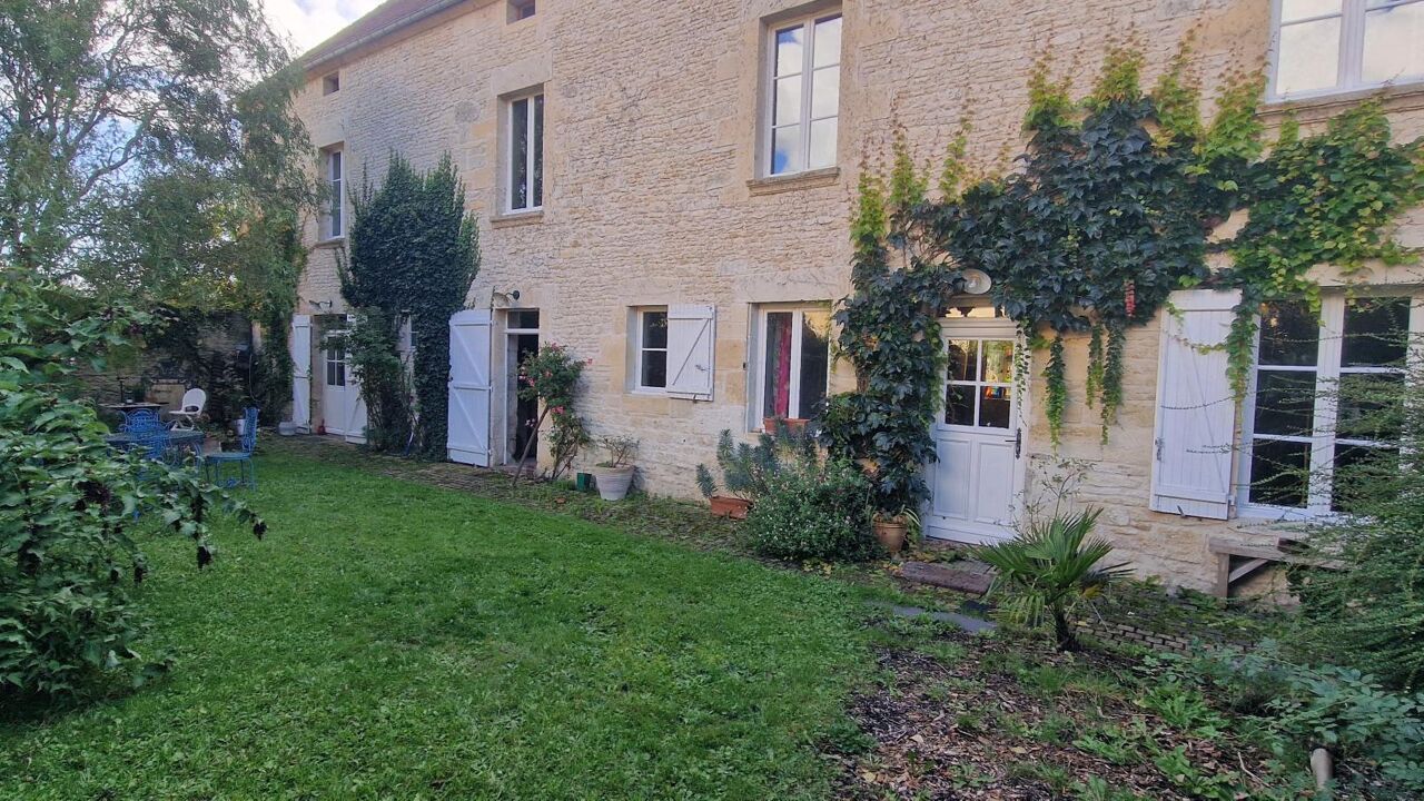 maison 7 pièces 362 m2 à vendre à Saint-Loyer-des-Champs (61570)