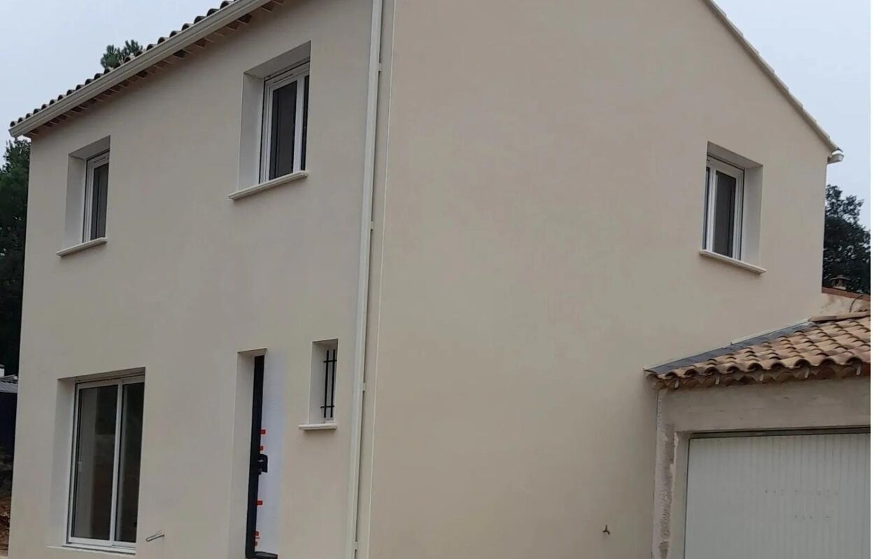 maison 4 pièces 93 m2 à vendre à Chusclan (30200)