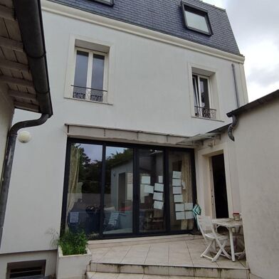 Maison 8 pièces 132 m²