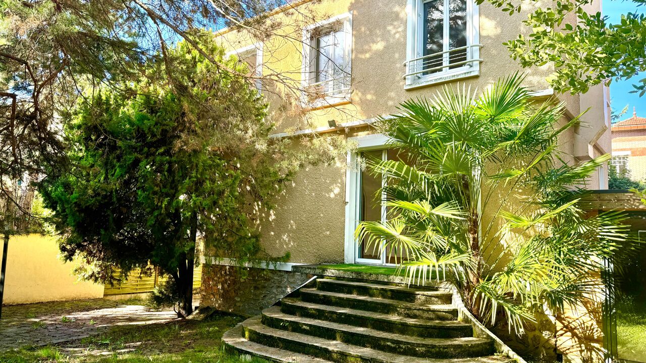 maison 6 pièces 125 m2 à vendre à Sceaux (92330)